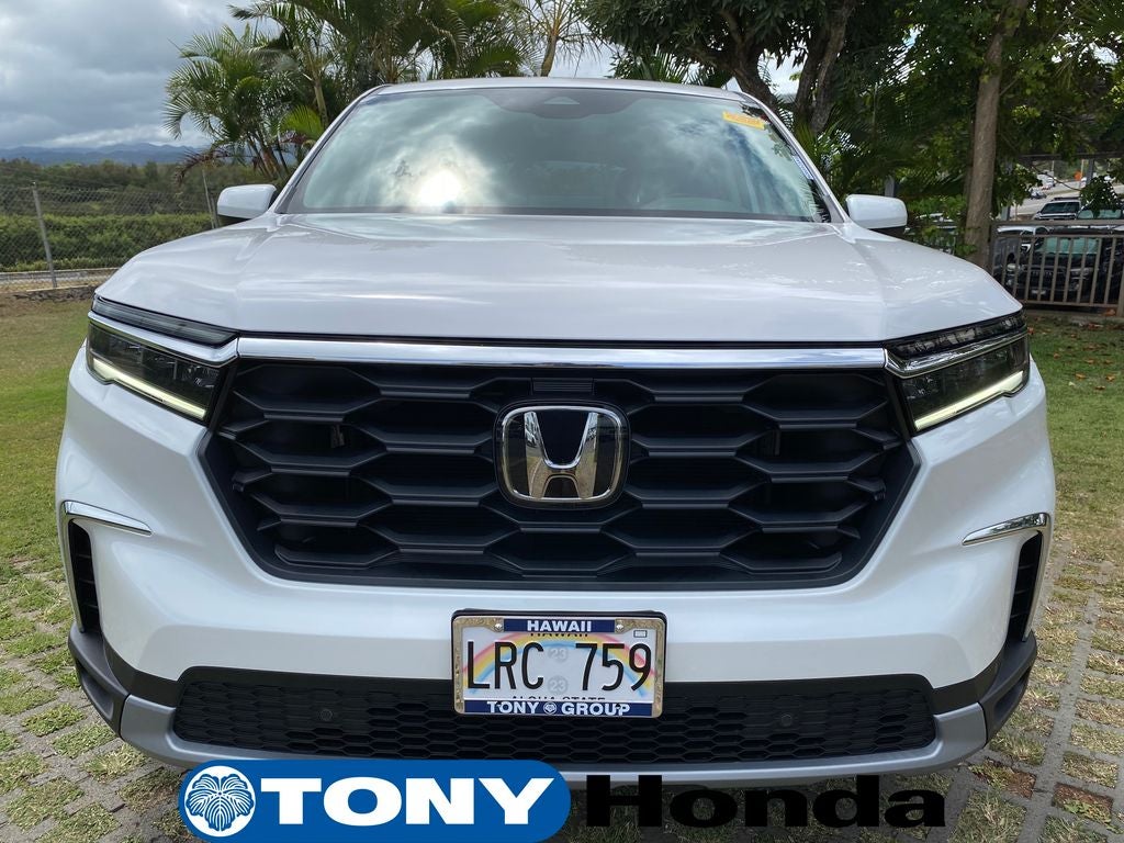 2025 Honda Pilot — side profile view