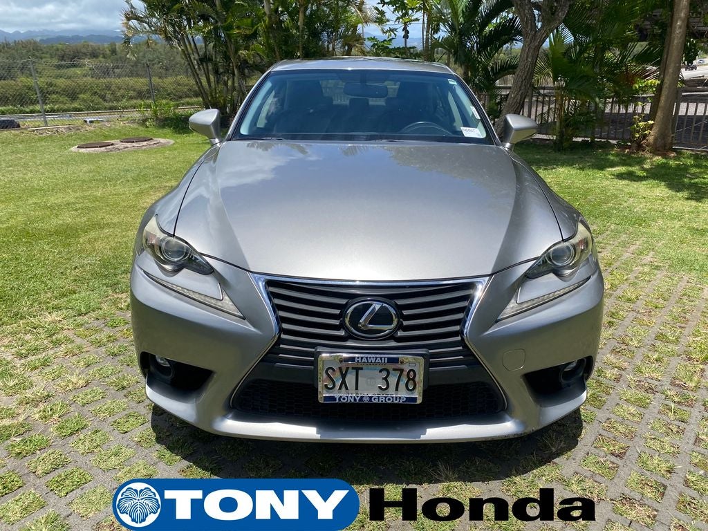 2015 Lexus IS — side profile view