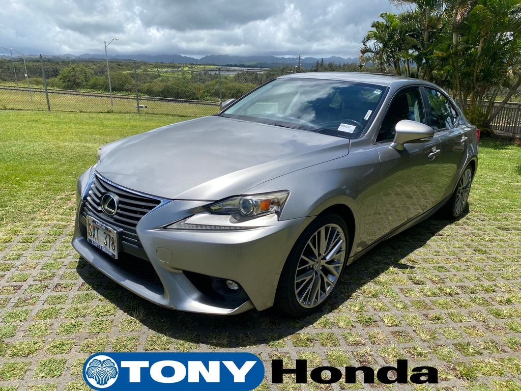 2015 Lexus IS — rear three-quarter view