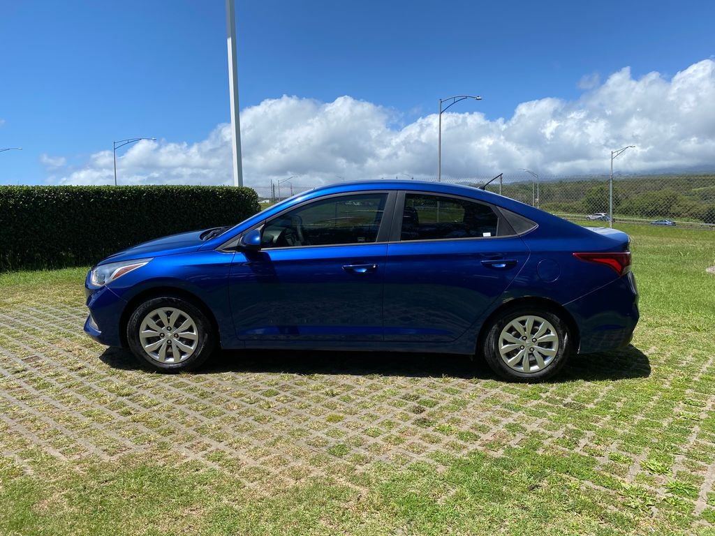 2019 Hyundai ACCENT — interior view