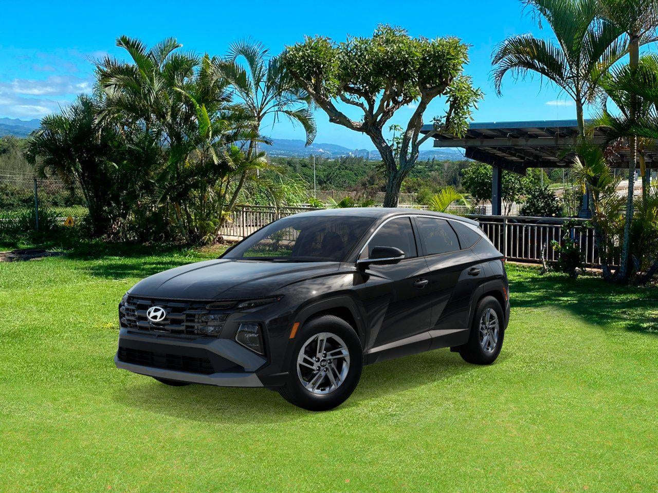 2026 Hyundai TUCSON SE FWD in Phantom Black — front three-quarter view